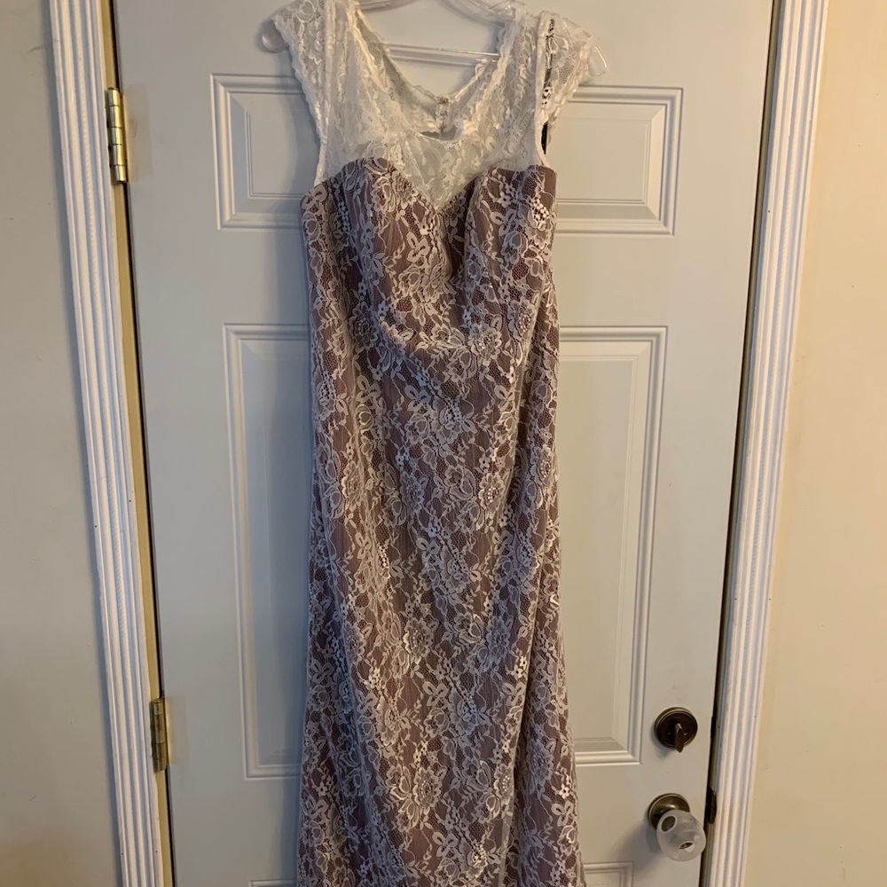 NEED GONE!! Offer!! Alfred Angelo Bridesmaid Dress